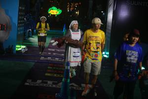 BIB: 3342, 352, 3940
                            <button type="button" onclick="openModal(26275259)" class="btn btn-primary btn-sm float-right btn-popup" data-toggle="modal" data-target=".modal-high-quality">
                        <i class="fas fa-shopping-cart"></i> Add to Cart
                    </button>
                                            <button type="button" onclick="isThisMe(26275259, true)" class="btn btn-success btn-sm float-right btn-popup btn-isme hidden" data-toggle="tooltip" data-placement="bottom" title="นี่คือรูปของคุณใช่ไหม คลิกที่นี่เพื่อเอาเข้าอัลบั้ม">
                        <i class="fas fa-plus"></i> Add to album
                    </button>
                    <button type="button" onclick="isThisMe(26275259, false)" class="btn btn-warning btn-sm float-right btn-popup btn-isnotme hidden">
                        <i class="fas fa-ban"></i> Remove from album
                    </button>